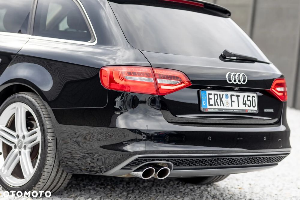 Audi A4 Avant 2.0 TDI DPF clean diesel quattro S tronic S line Sportpaket - 15