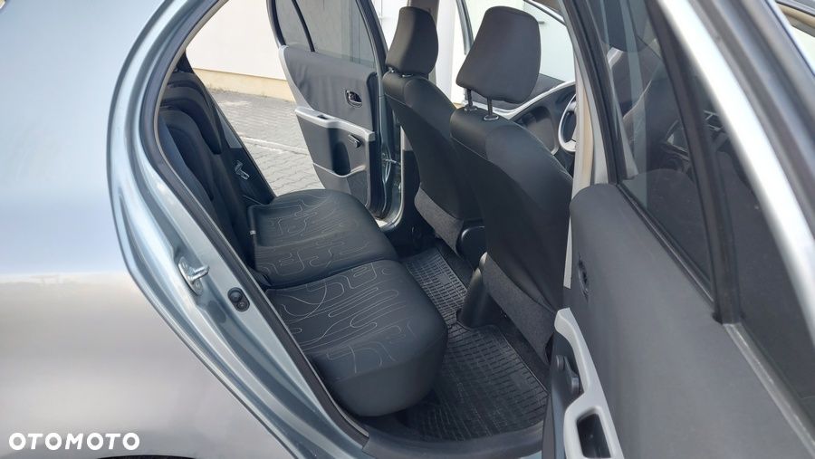 Toyota Yaris 1.33 VVT-i Cool - 22