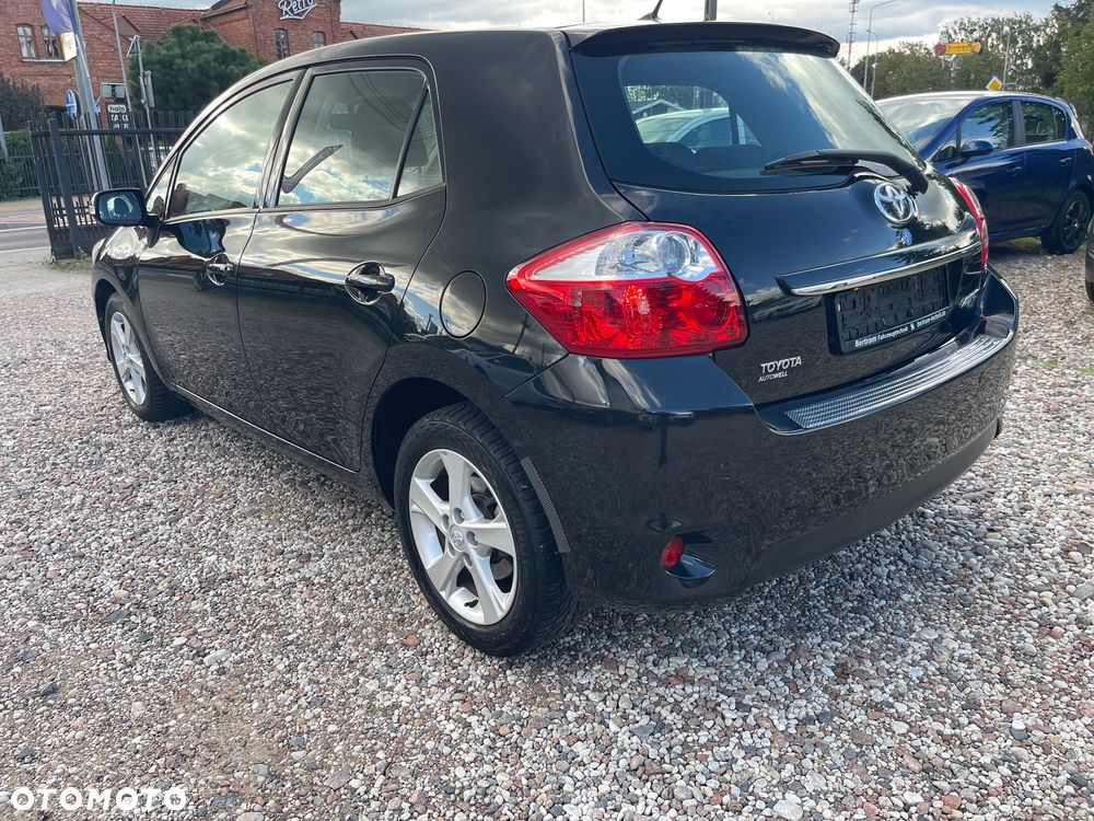 Toyota Auris - 6