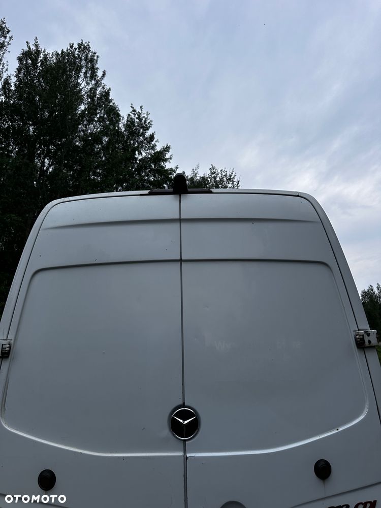 Mercedes-Benz Sprinter - 5