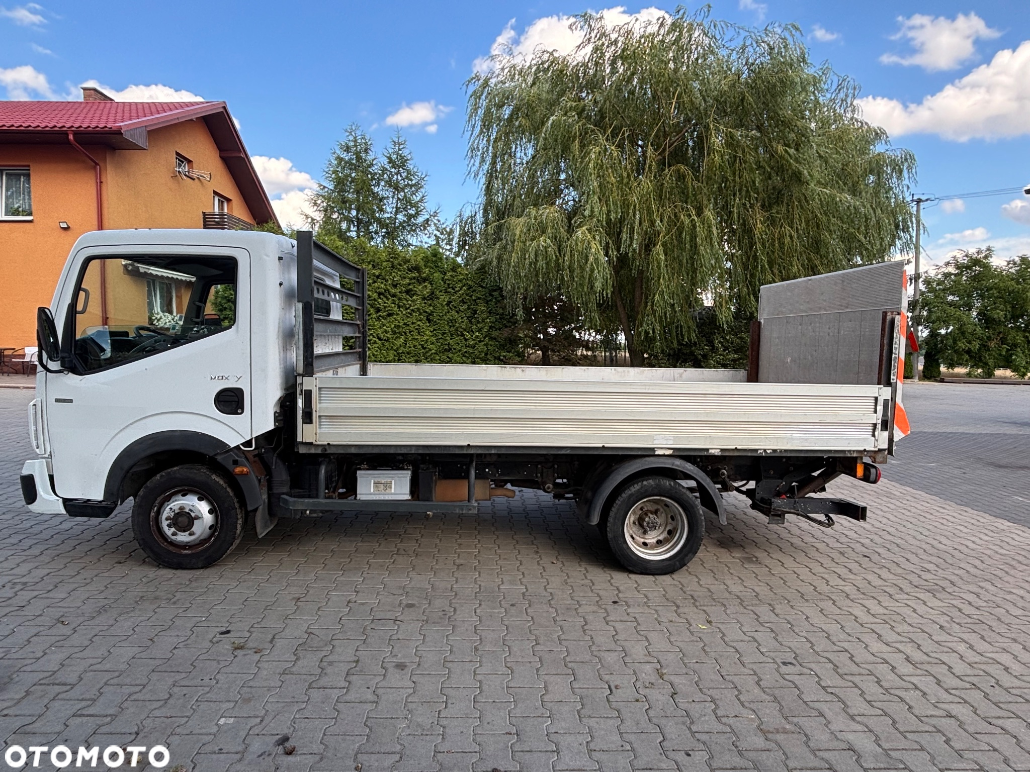 Renault Maxity - 3