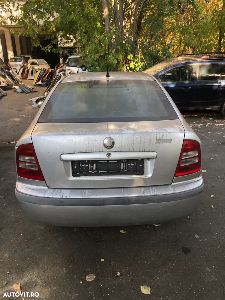 Dezmembrez Skoda Octavia 1 gri argintiu 1,9 diesel 2003 xenon - 8