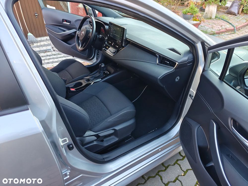 Toyota Corolla 2.0 Hybrid Comfort - 16