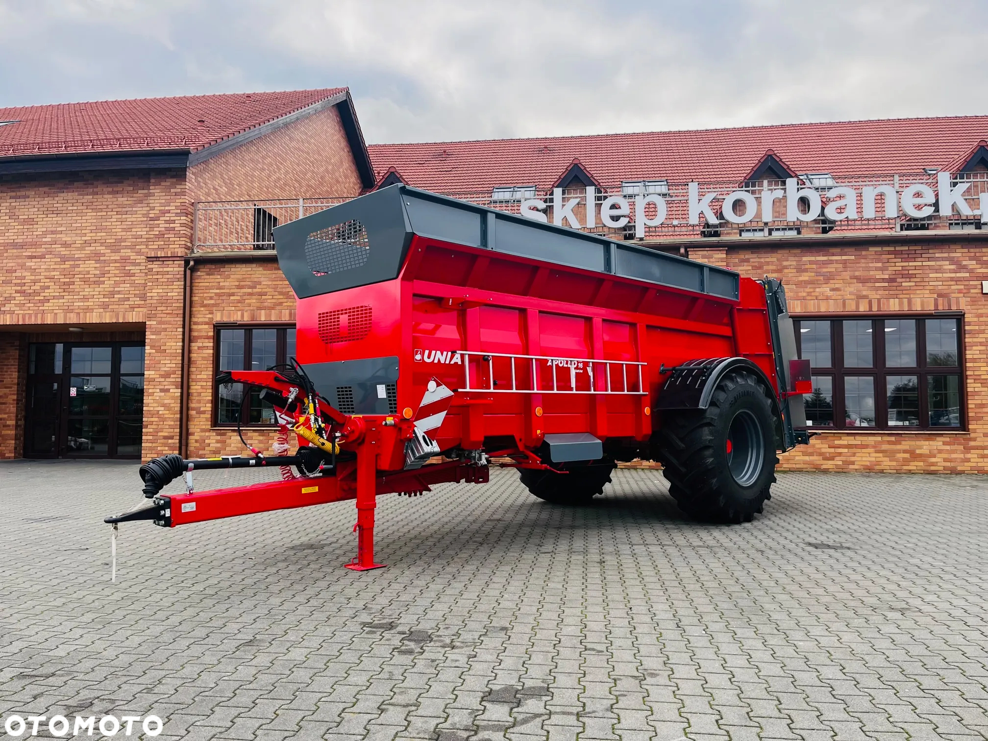 Unia Apollo 16 Premium dostępny od ręki - 18