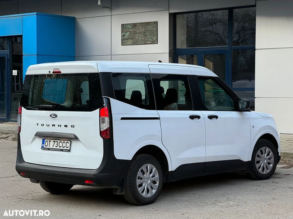 Ford Tourneo Courier 1.0 EcoBoost Trend - 6