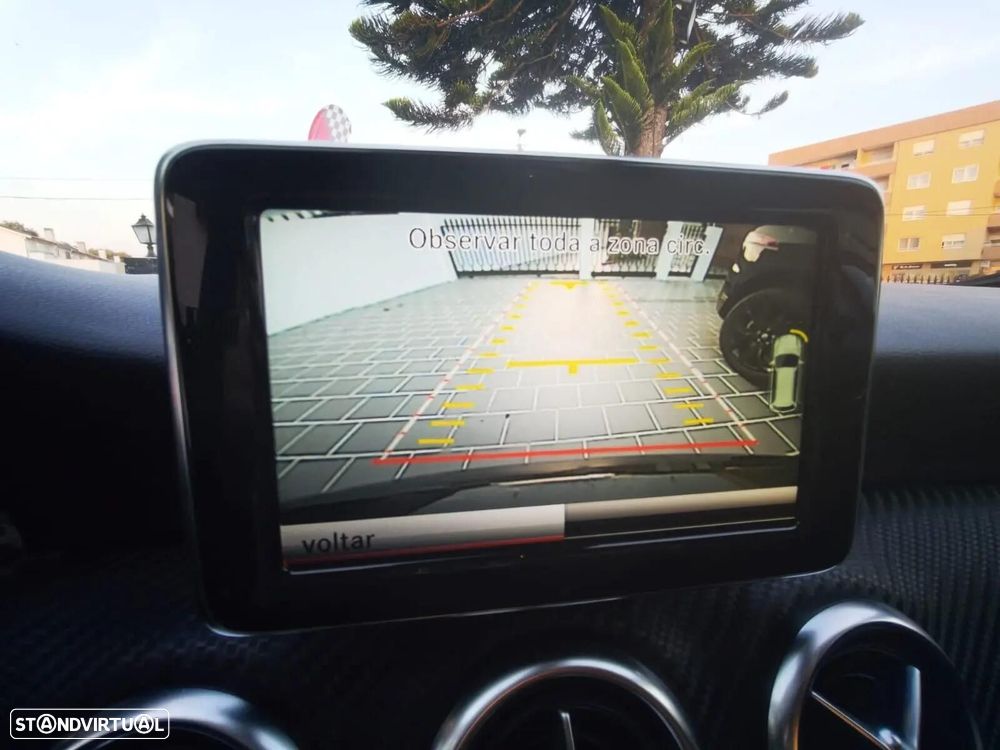 Mercedes-Benz A 220 d 7G-DCT AMG Line - 14