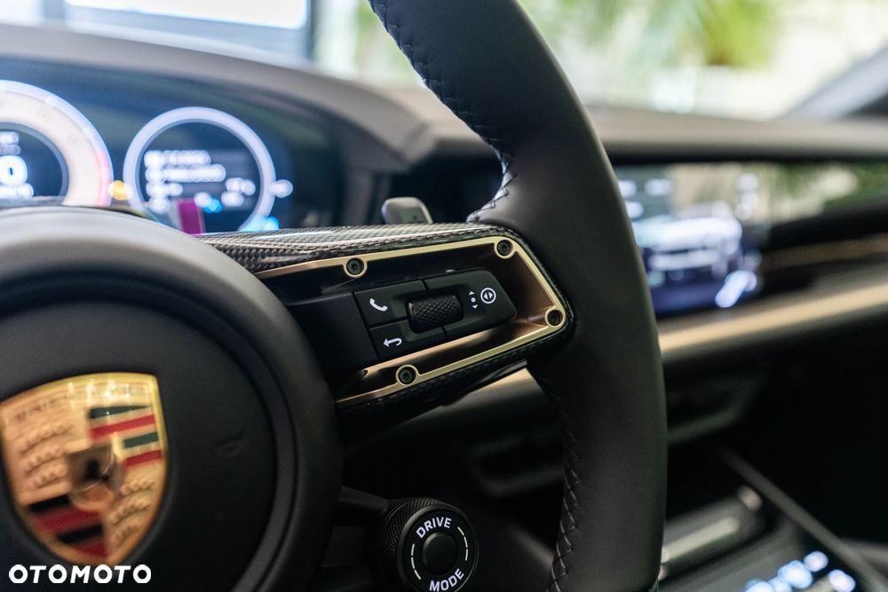 Porsche Cayenne S E-Hybrid PHEV Black Edition - 17