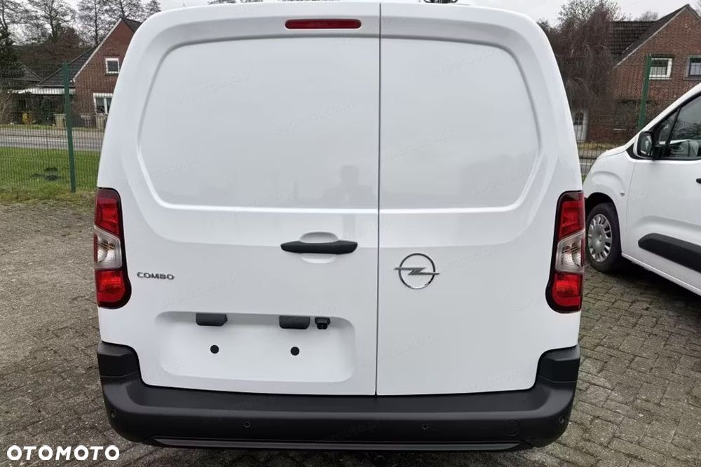 Opel Combo Van Cargo L2 EAT8 1.5 130KM - 6