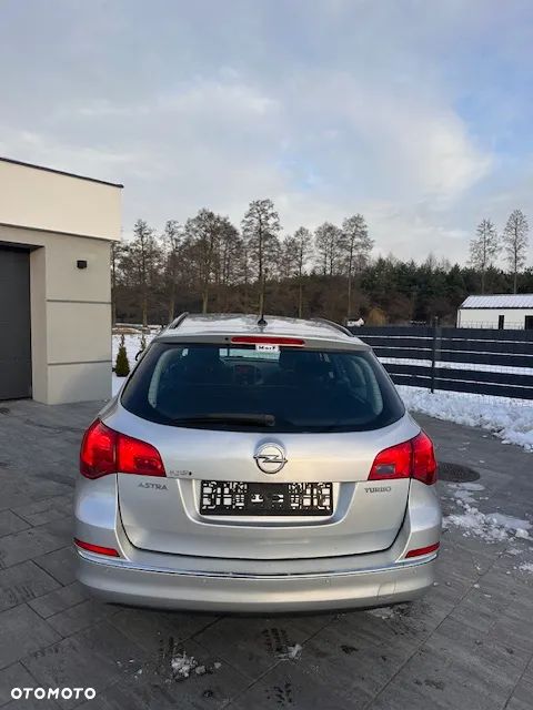 Opel Astra - 4
