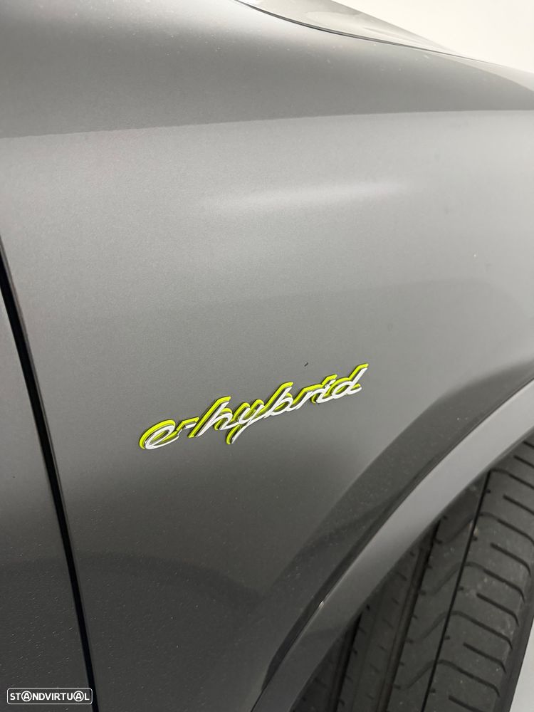 Porsche Cayenne - 12