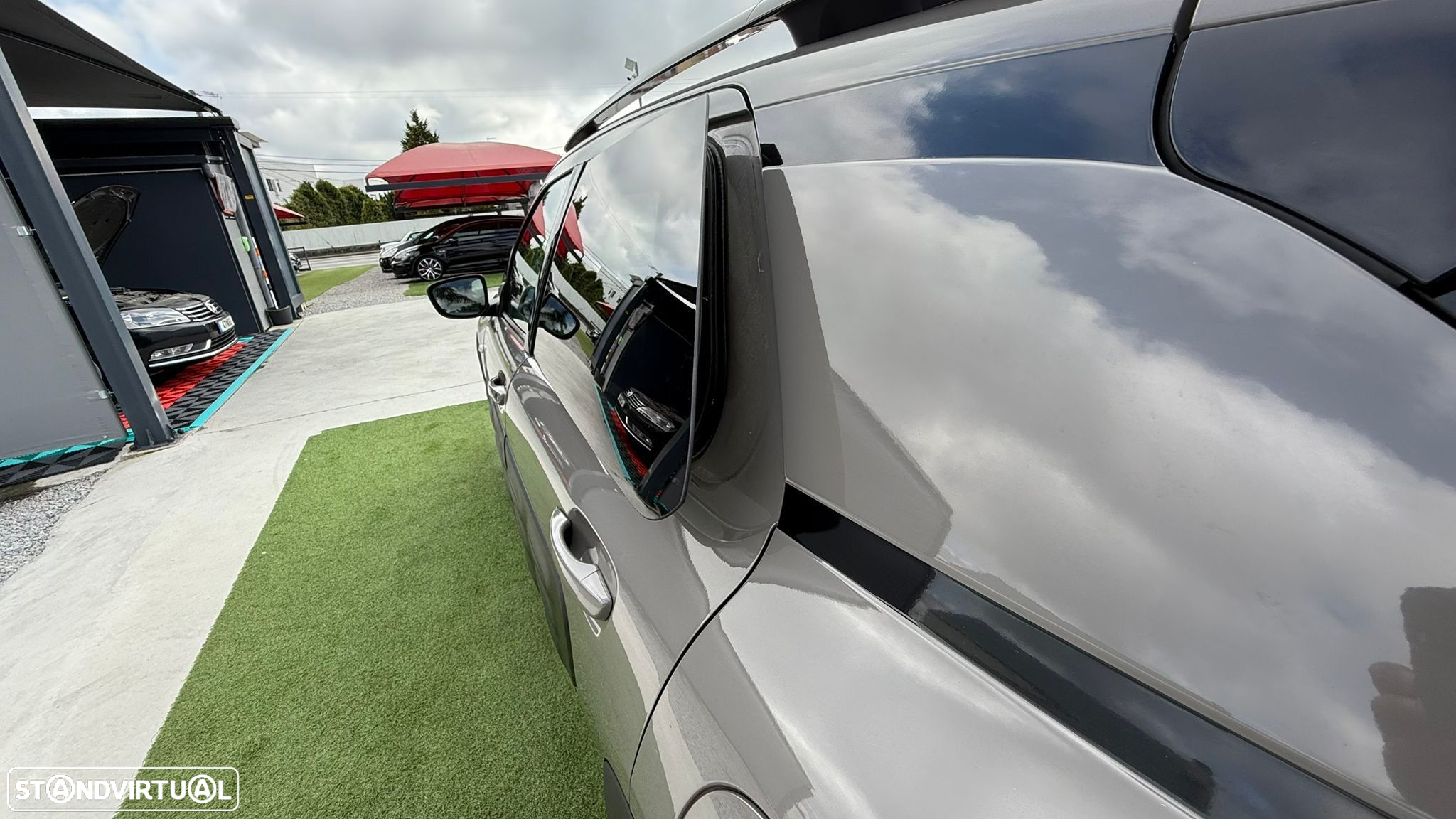Citroën C4 Cactus 1.2 PureTech Shine - 18