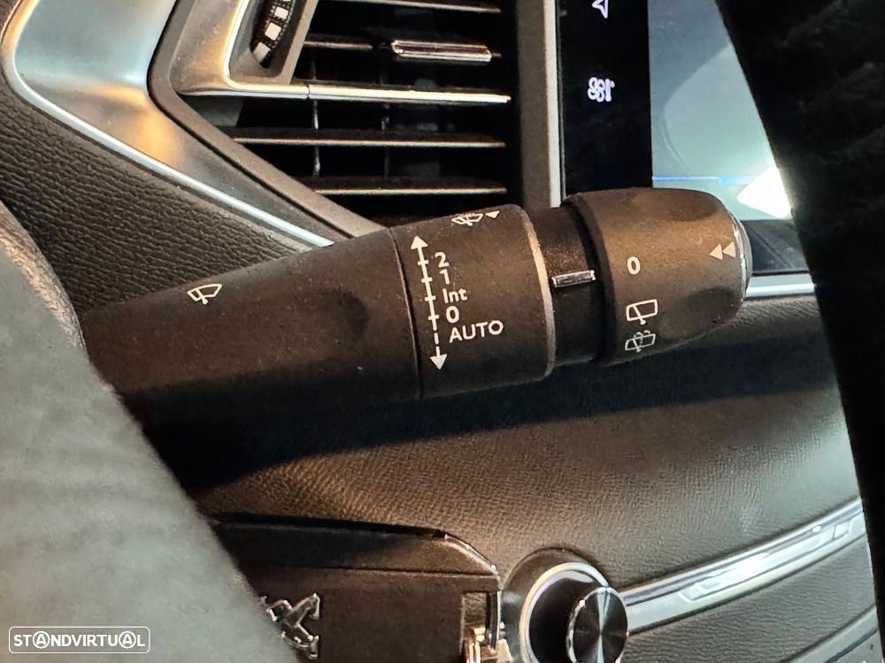 Peugeot 308 1.2 PureTech Business Line - 25