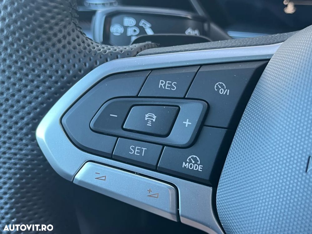 Volkswagen Touareg V6 TDI 4MOTION R-Line - 19