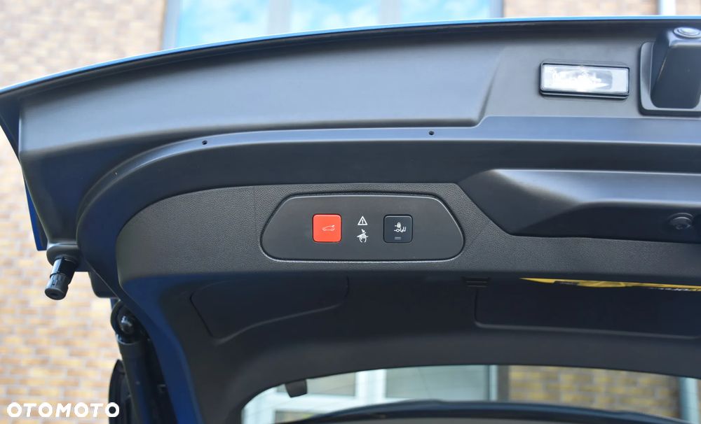 Opel Grandland X 1.2 Start/Stop Business Elegance - 24