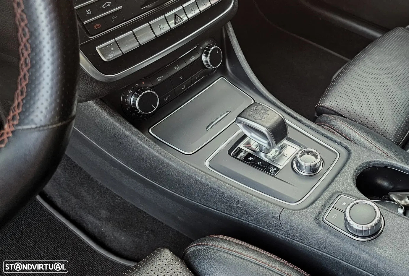 Mercedes-Benz GLA 45 AMG 4Matic Speedshift 7G-DCT - 31
