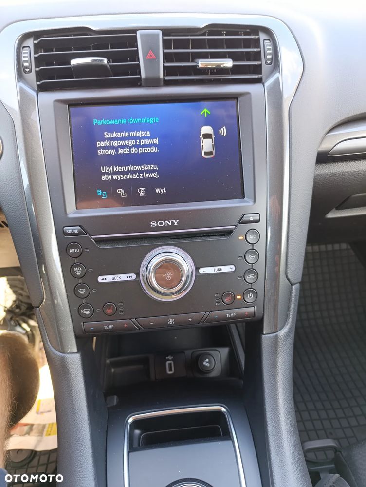 Ford Mondeo 2.0 EcoBlue Titanium - 20
