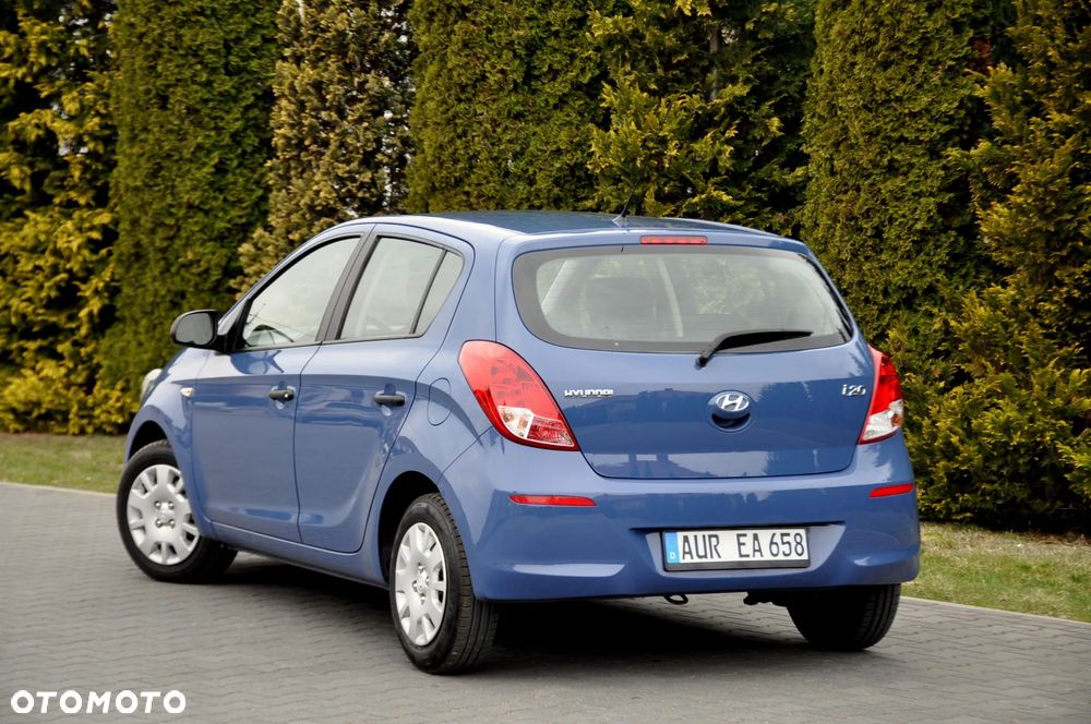 Hyundai i20 - 14
