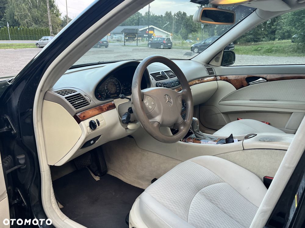 Mercedes-Benz Klasa E 280 CDI Elegance - 34