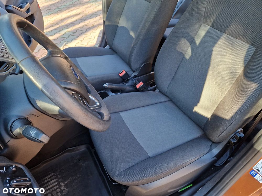 Ford Fiesta 1.25 Ambiente - 22