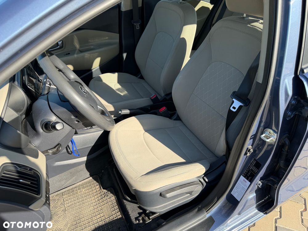 Kia Rio 1.4 M - 9