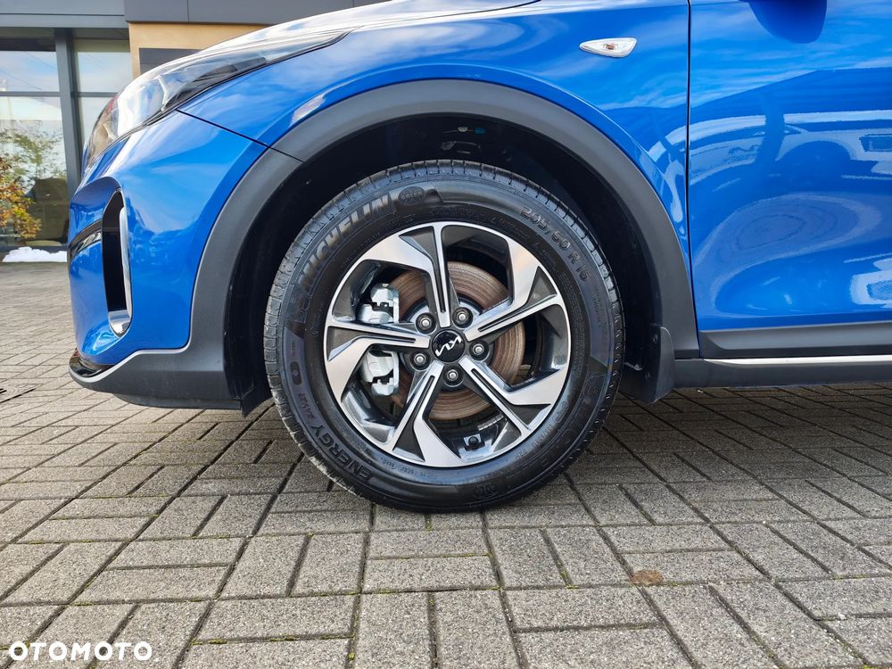 Kia XCeed 1.5 T-GDI M - 4