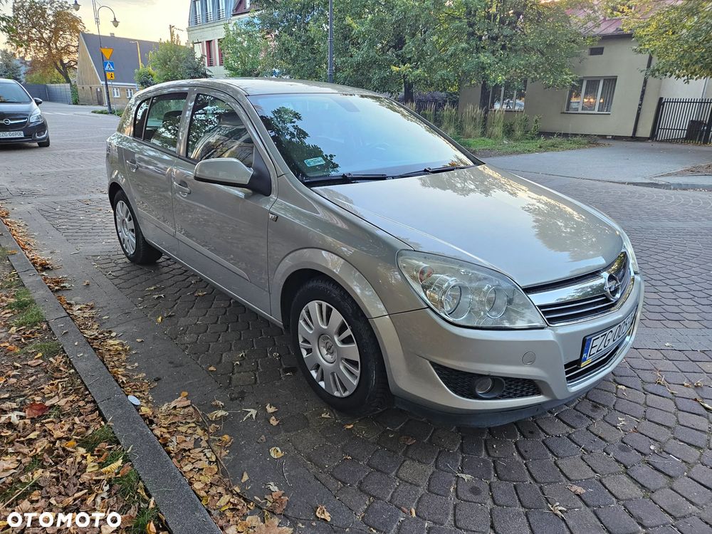 Opel Astra 1.9 CDTI Enjoy - 3