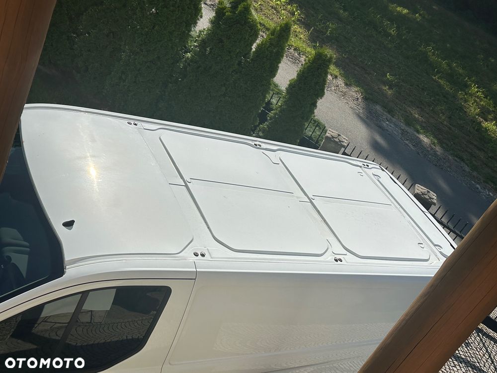 Ford Transit Custom - 13