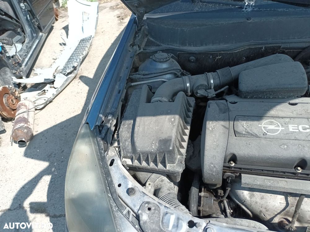 Dezmembrari  Opel ASTRA H  2004  > 2012 1.6 Benzina - 5