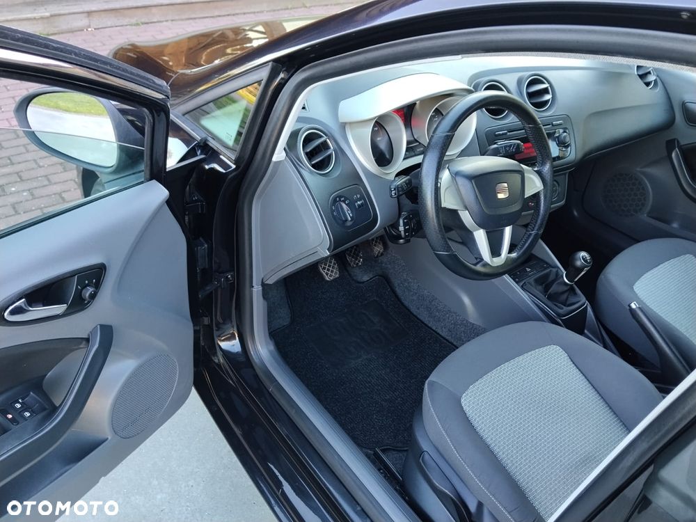 Seat Ibiza 1.4 16V Style - 21