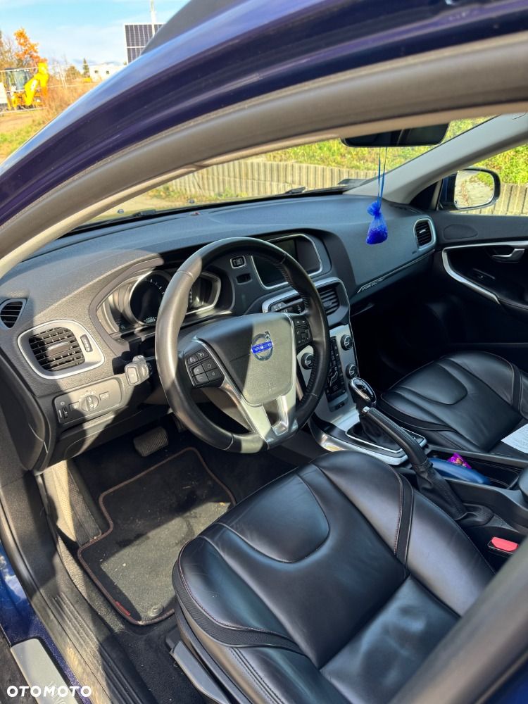 Volvo V40 - 9