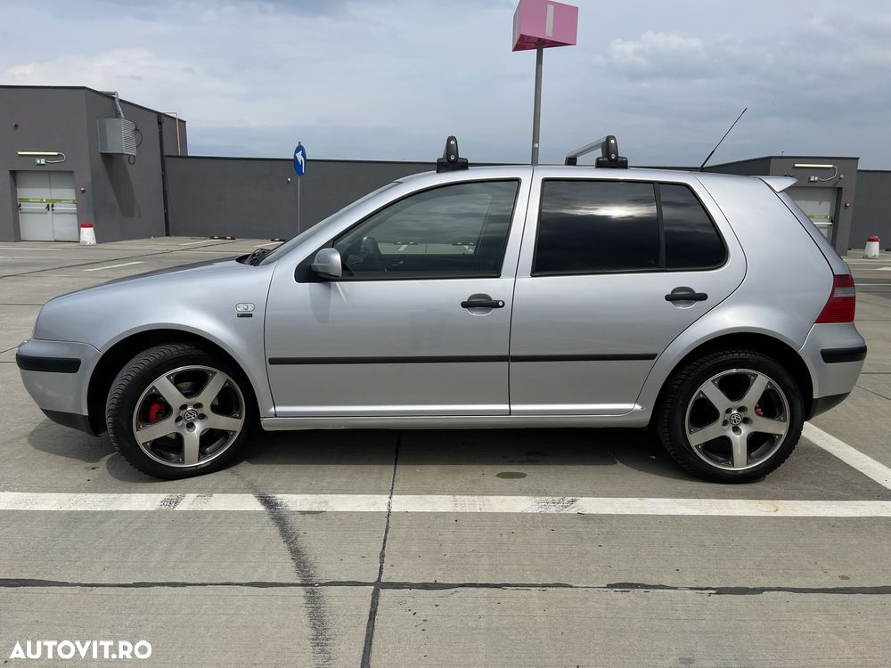 Volkswagen Golf - 5
