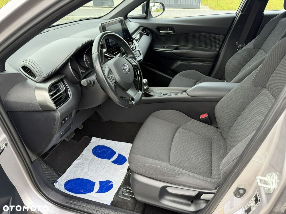 Toyota C-HR - 19