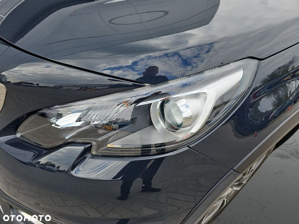 Peugeot 2008 1.2 Pure Tech GPF Allure S&S EAT6 - 10