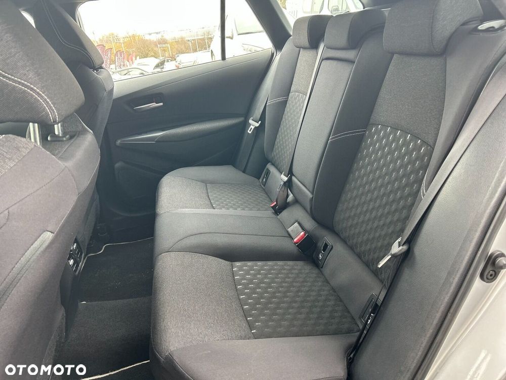Toyota Corolla 1.8 Hybrid Comfort - 24
