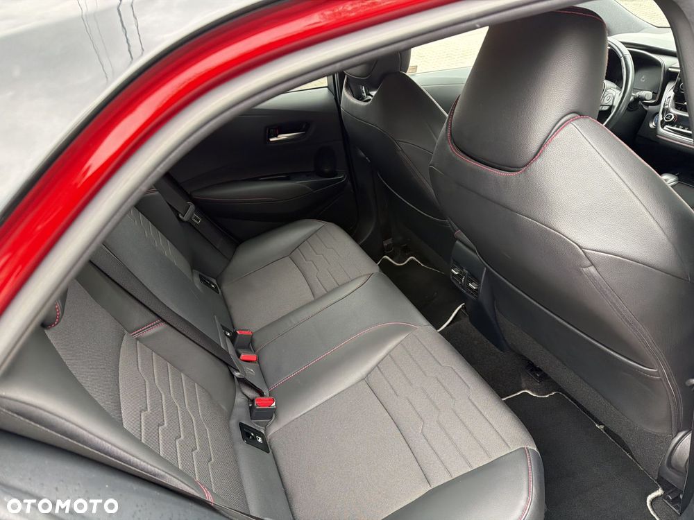 Toyota Corolla 1.8 Hybrid Selection - 11
