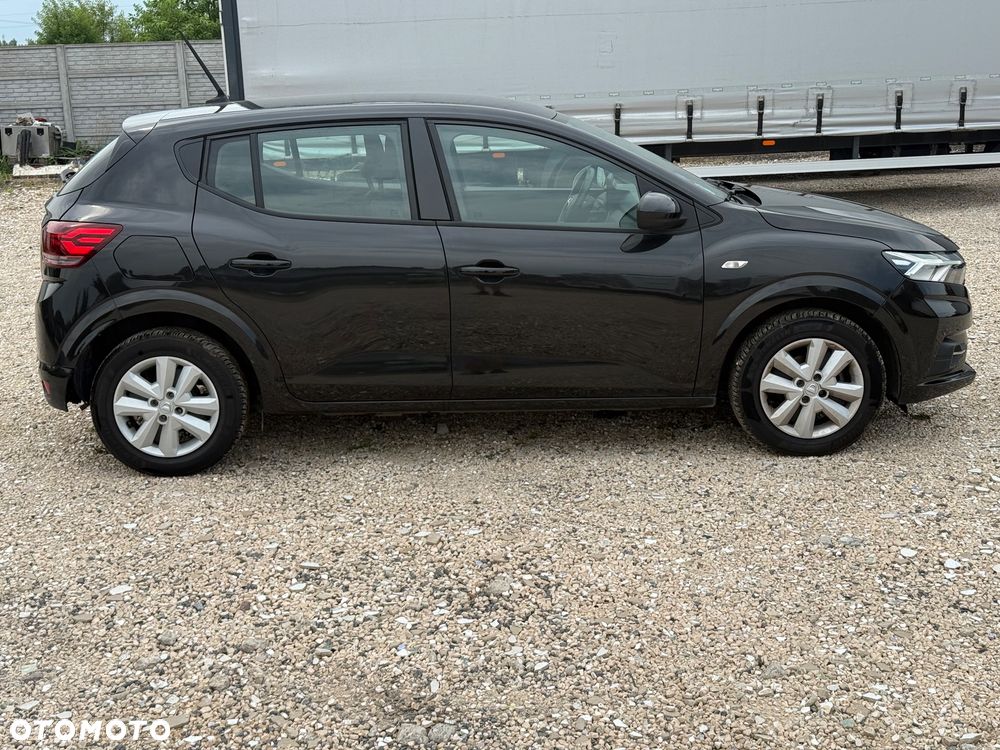Dacia Sandero - 4