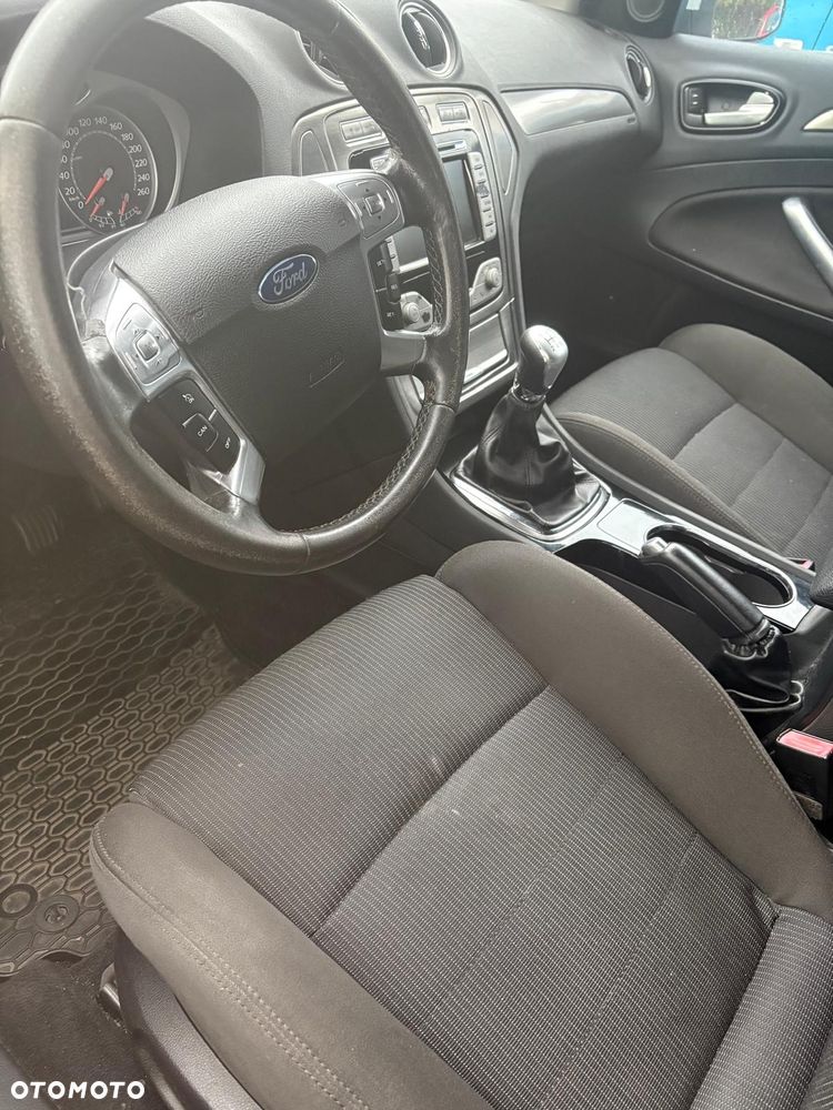 Ford Mondeo - 4