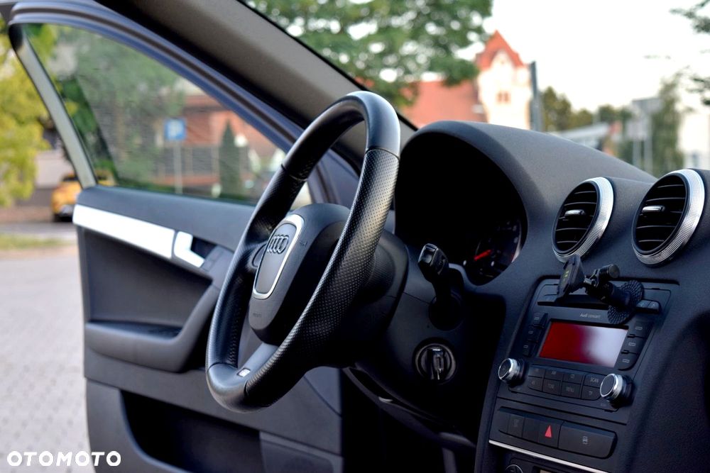 Audi A3 Sportback 1.6 S line Sportpaket (plus) - 14