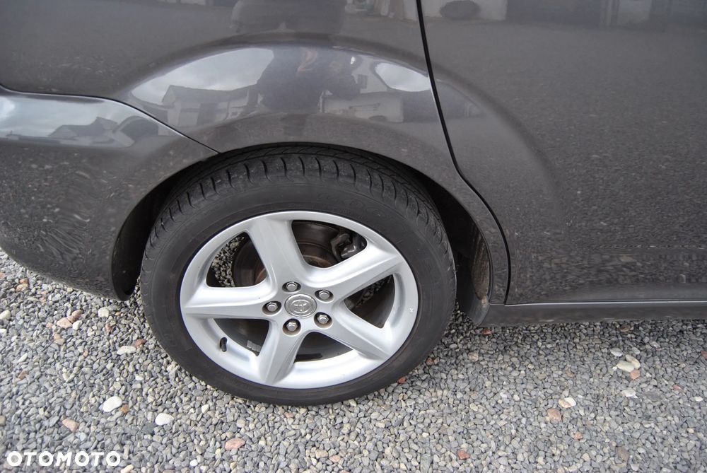 Toyota Corolla Verso 1.8 Sol + 7os - 21