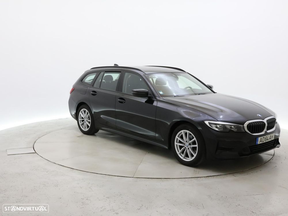 BMW 318 d - 10