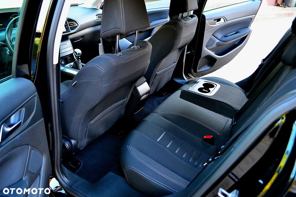 Peugeot 308 - 17