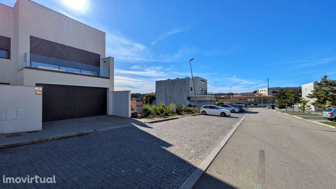 Lote de Terreno  Venda em Rio Mau e Arcos,Vila do Conde - Grande imagem: 2/19