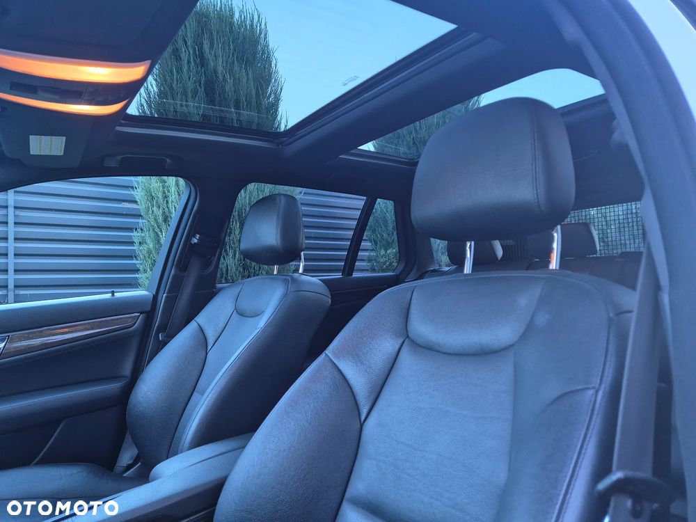Mercedes-Benz Klasa C 320 T CDI DPF 4Matic 7G-TRONIC Avantgarde - 10
