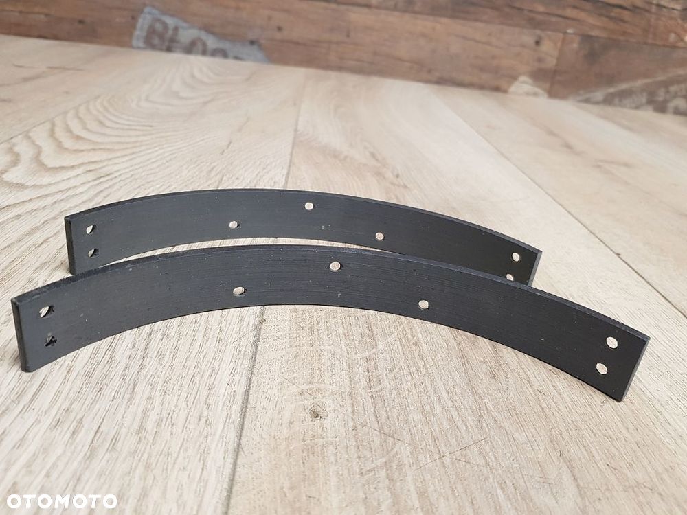 Okładziny tylnych szczęk hamulcowych z nitami V-Twin 23-0505 Harley FLH XL 44432-54 - 4