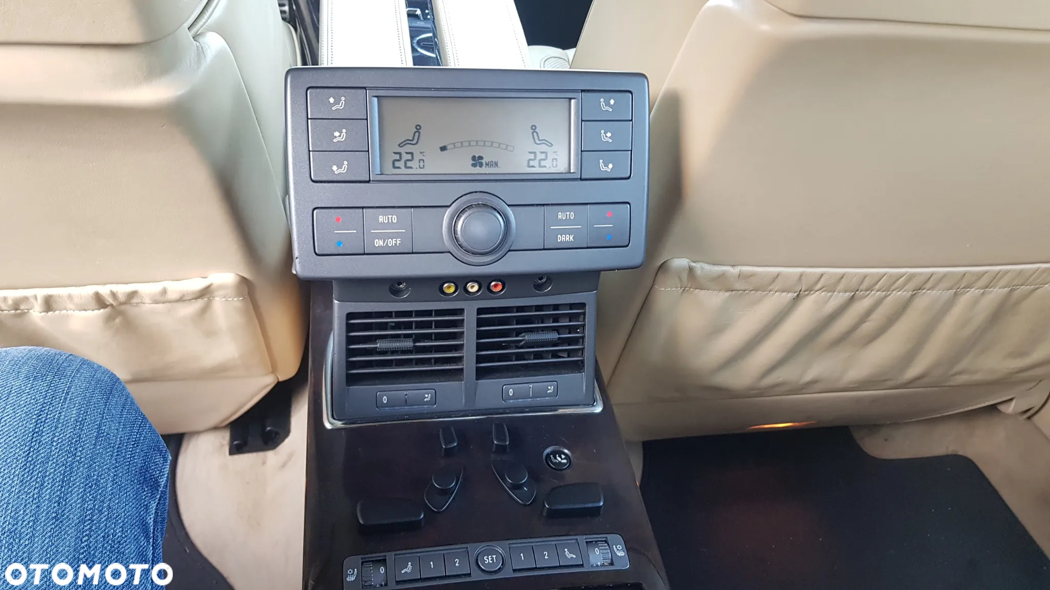 Volkswagen Phaeton 5.0 V10 TDI 4MOTION langer Radstand Autom (4 Sitzer) - 10