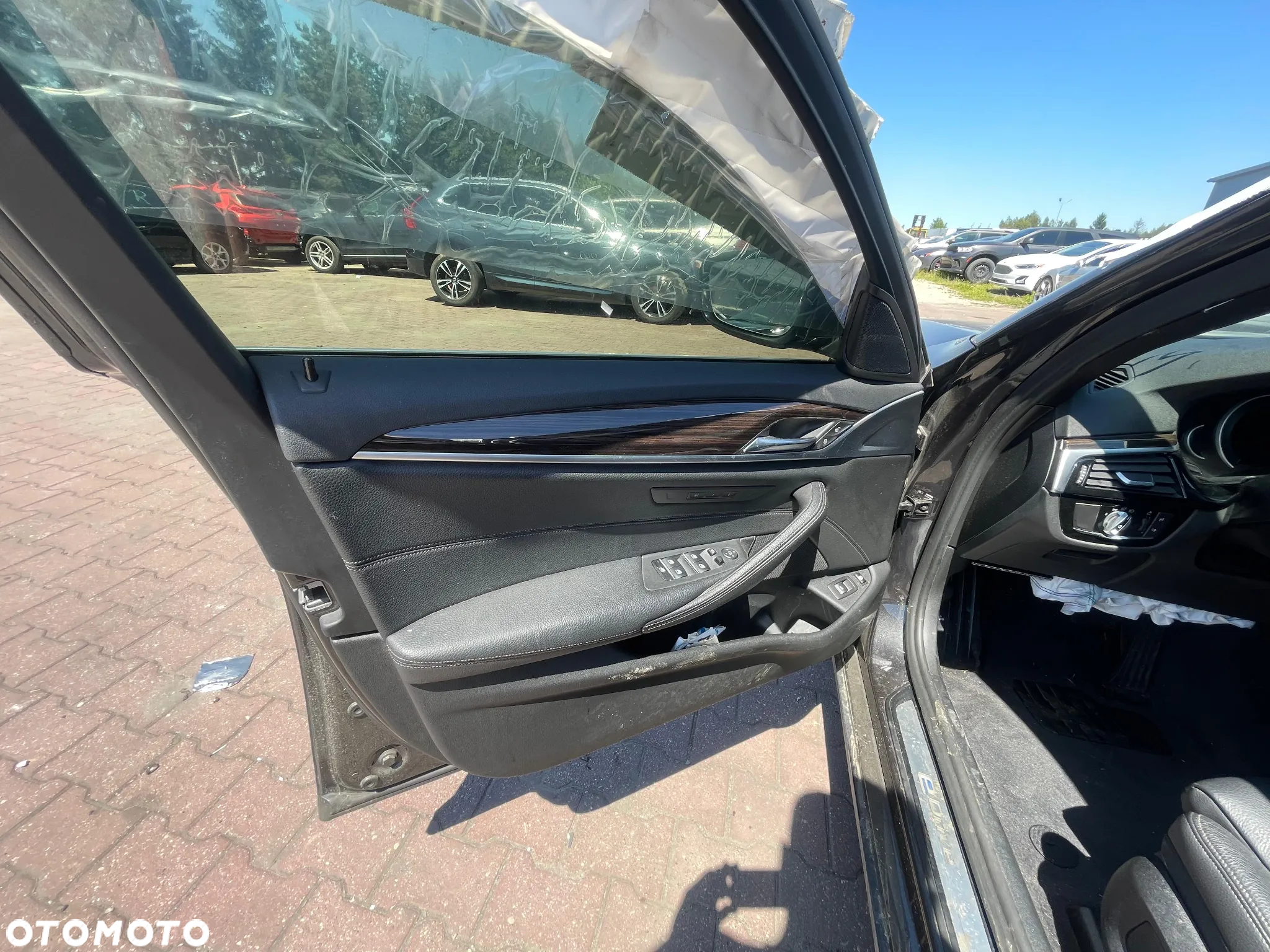 BMW Seria 5 530e - 2