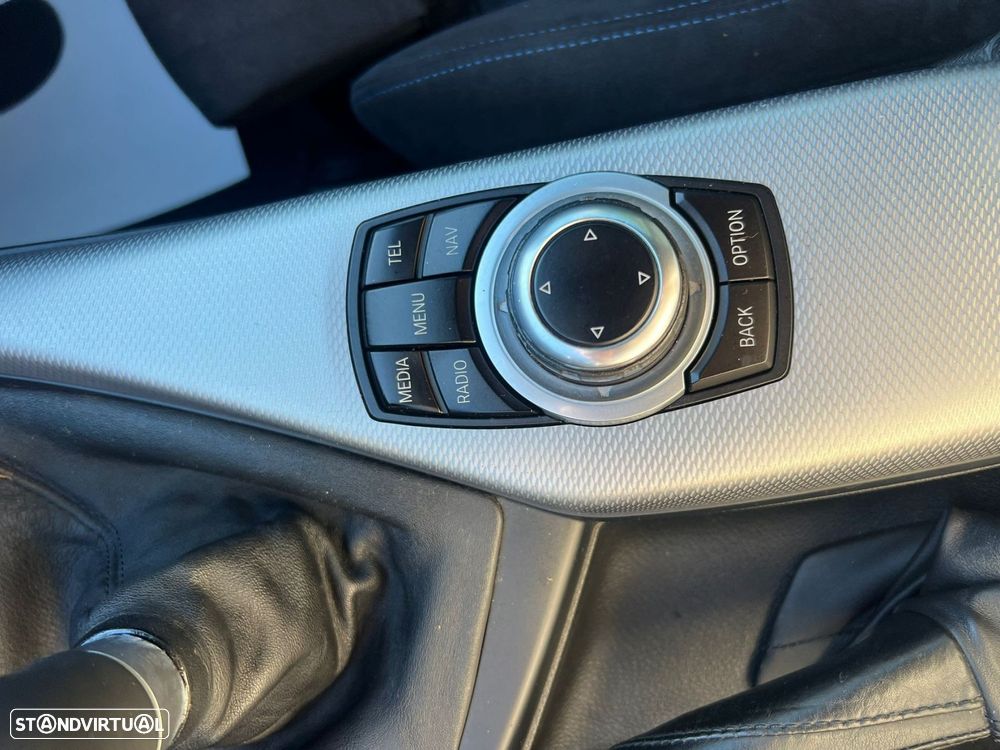 BMW 120 d xDrive Pack M - 31