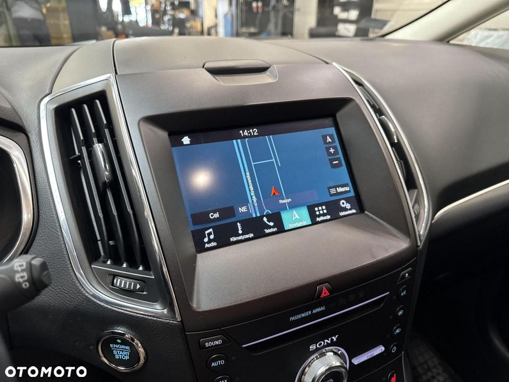 Ford S-Max - 19