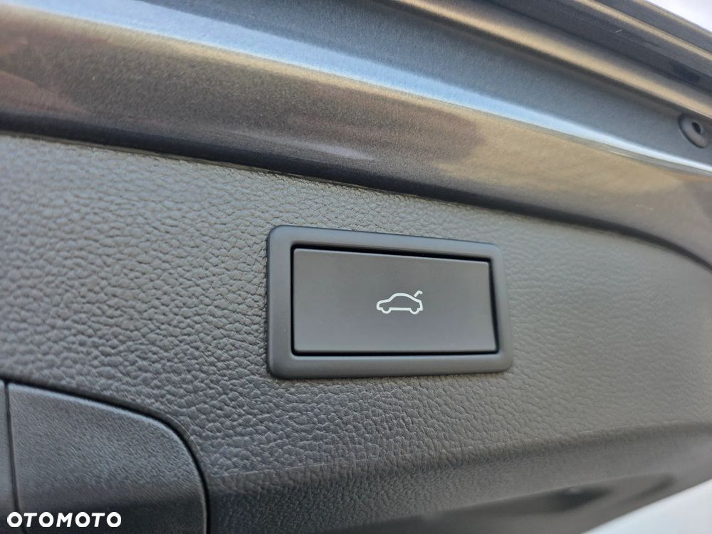 Volkswagen Passat - 25
