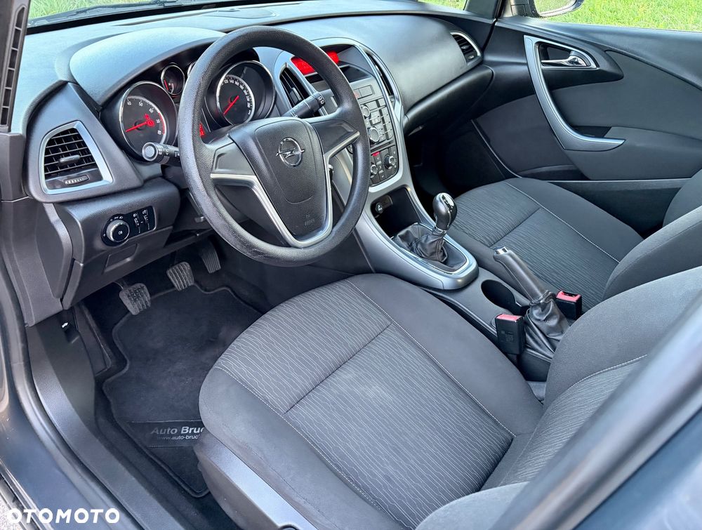 Opel Astra - 17